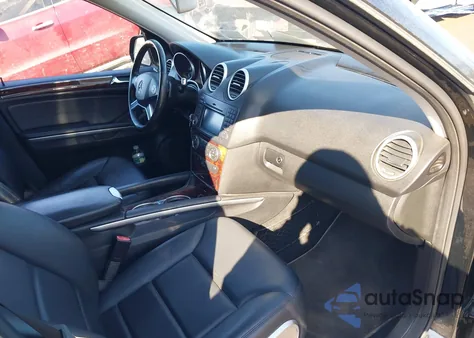 2010 Mercedes-Benz Ml 350 4Matic z USA, uszkodzony, nr VIN 4JGBB8GB2AA537212